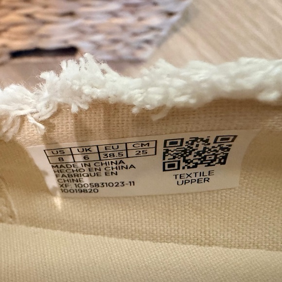 TOMS Cream Canvas Espadrille Slip-On with Rope Sole - Picture 4 of 5